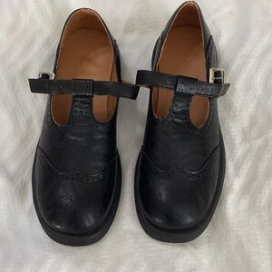 Black Mary Jane Shoes with Buckle